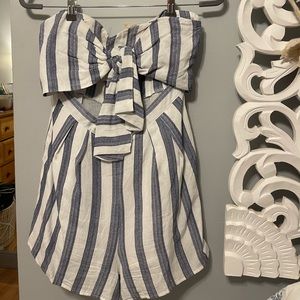 Strapless cut out romper